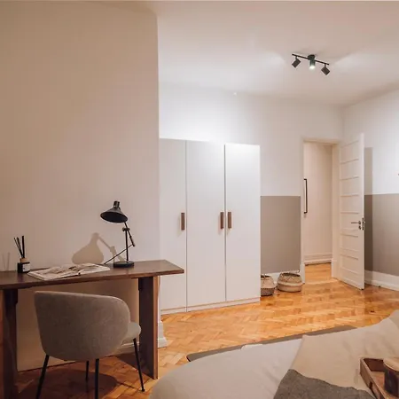 Abala - 2 Bedrooms, Terrace In Marques De Pombal *